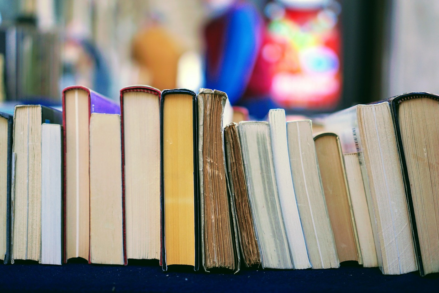إعداد ميسّر نادي الكتاب